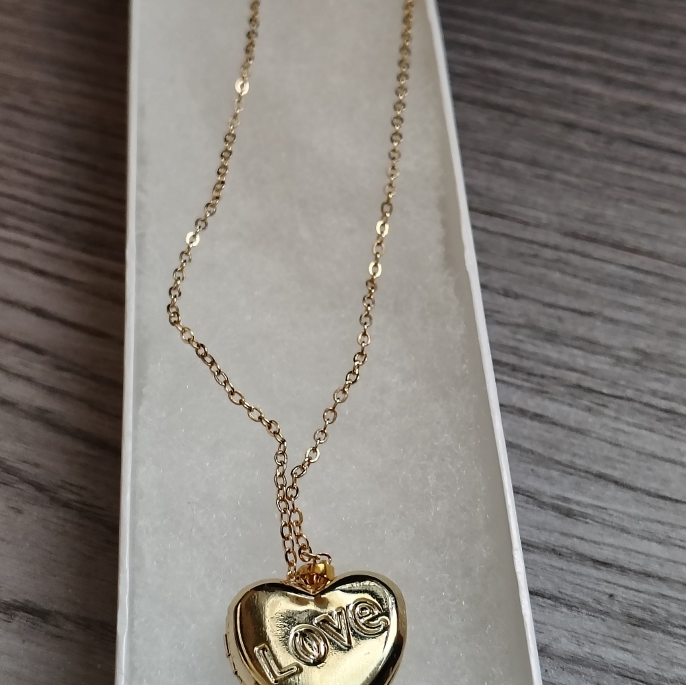 Photo necklace. - Picture 3 of 3